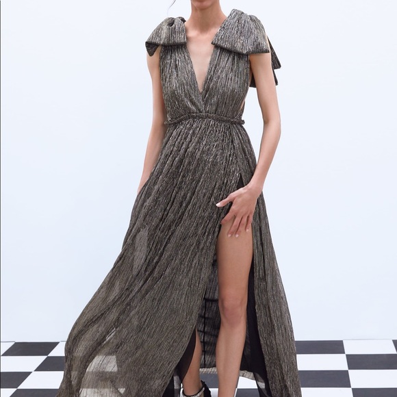 Limited Edition Zara silver long gown with bow shoulders - Picture 3 of 9